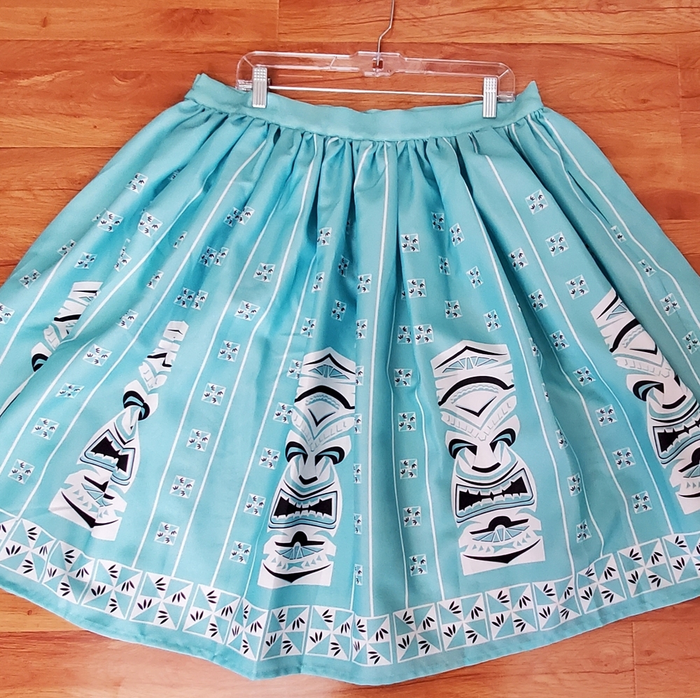 Tiki Skirt
